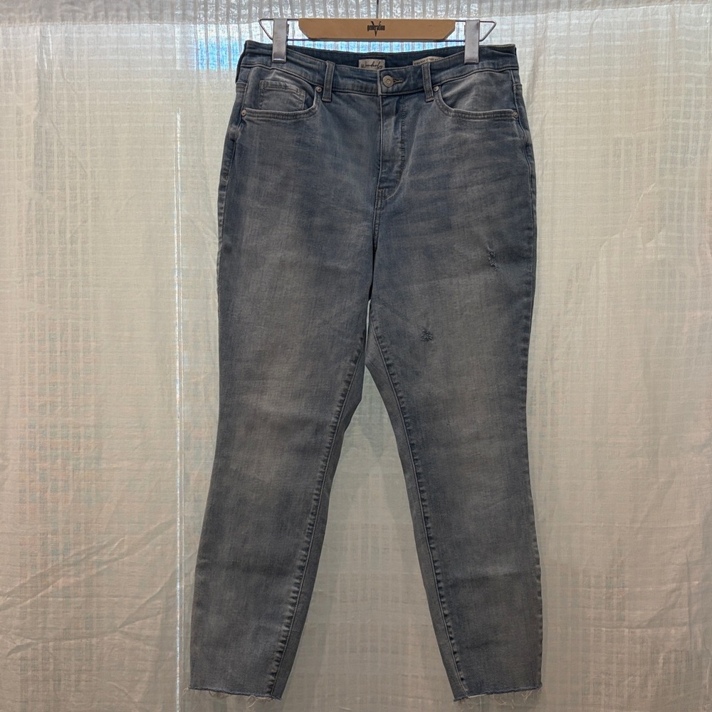 Wonderly Women's Gray denim stretch Skinny Jeans